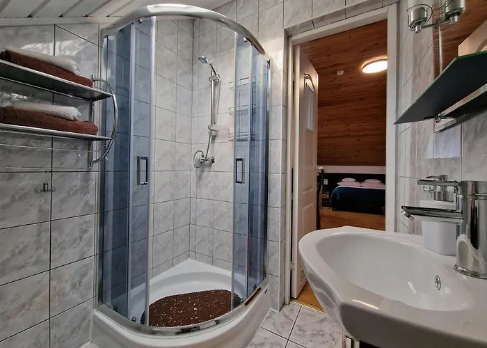 홈스테이 Dzafar 포고르젤리차